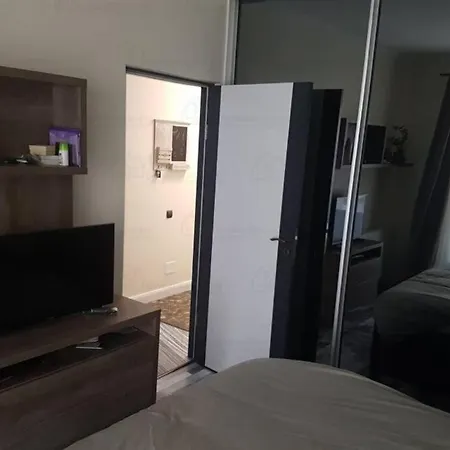Luxury In Platinia